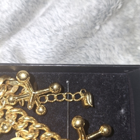 Kirk's Folly Vintage Bracelet - Picture 3 of 6